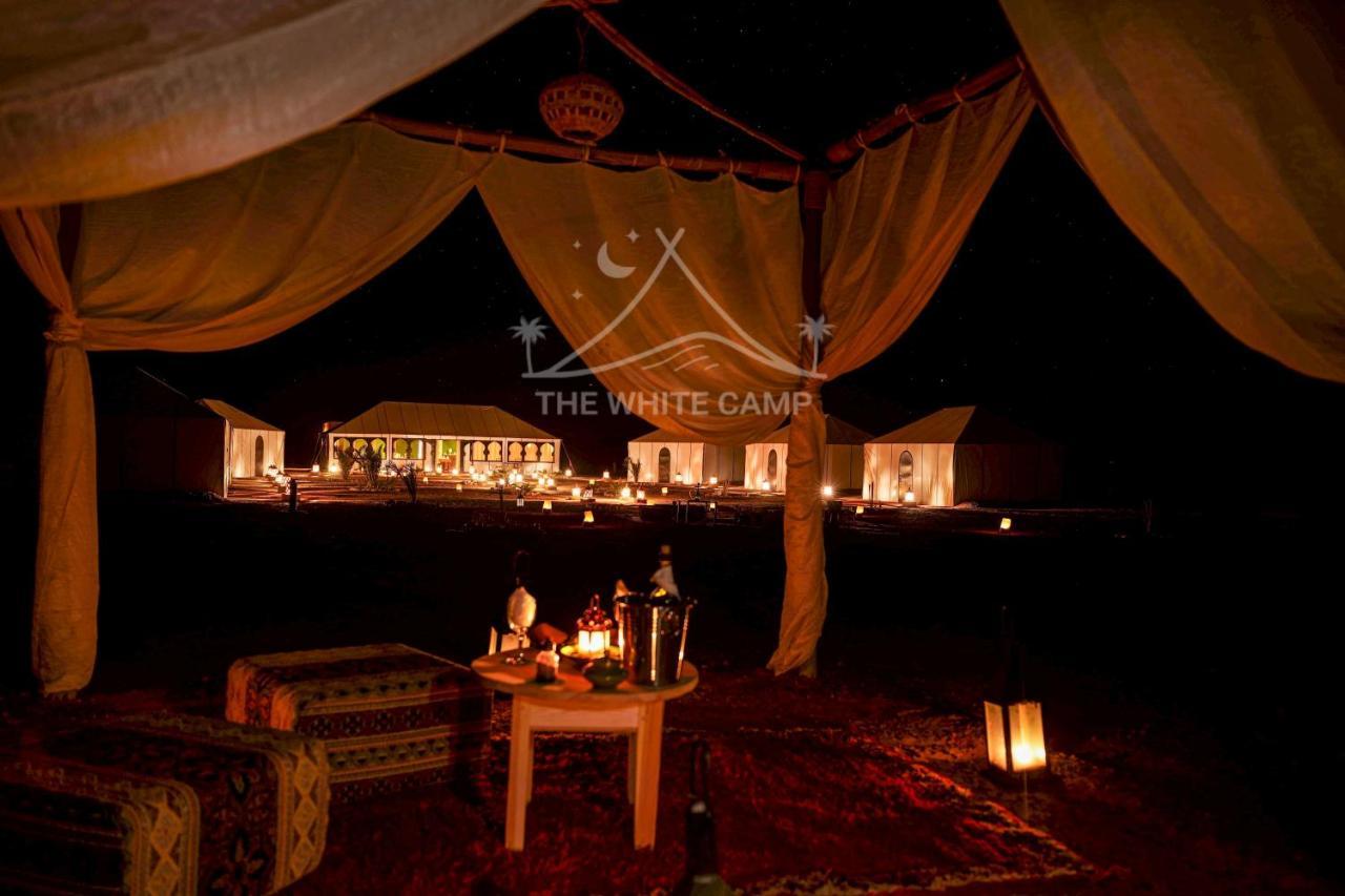 The White Camp - Your Merzouga Luxury Desert Camp & Erg Chebbi Dunes Camel Riding Экстерьер фото