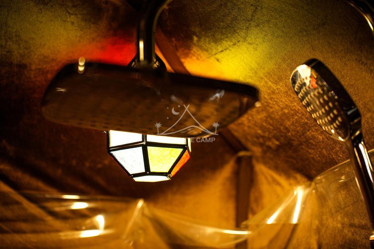 The White Camp - Your Merzouga Luxury Desert Camp & Erg Chebbi Dunes Camel Riding Экстерьер фото