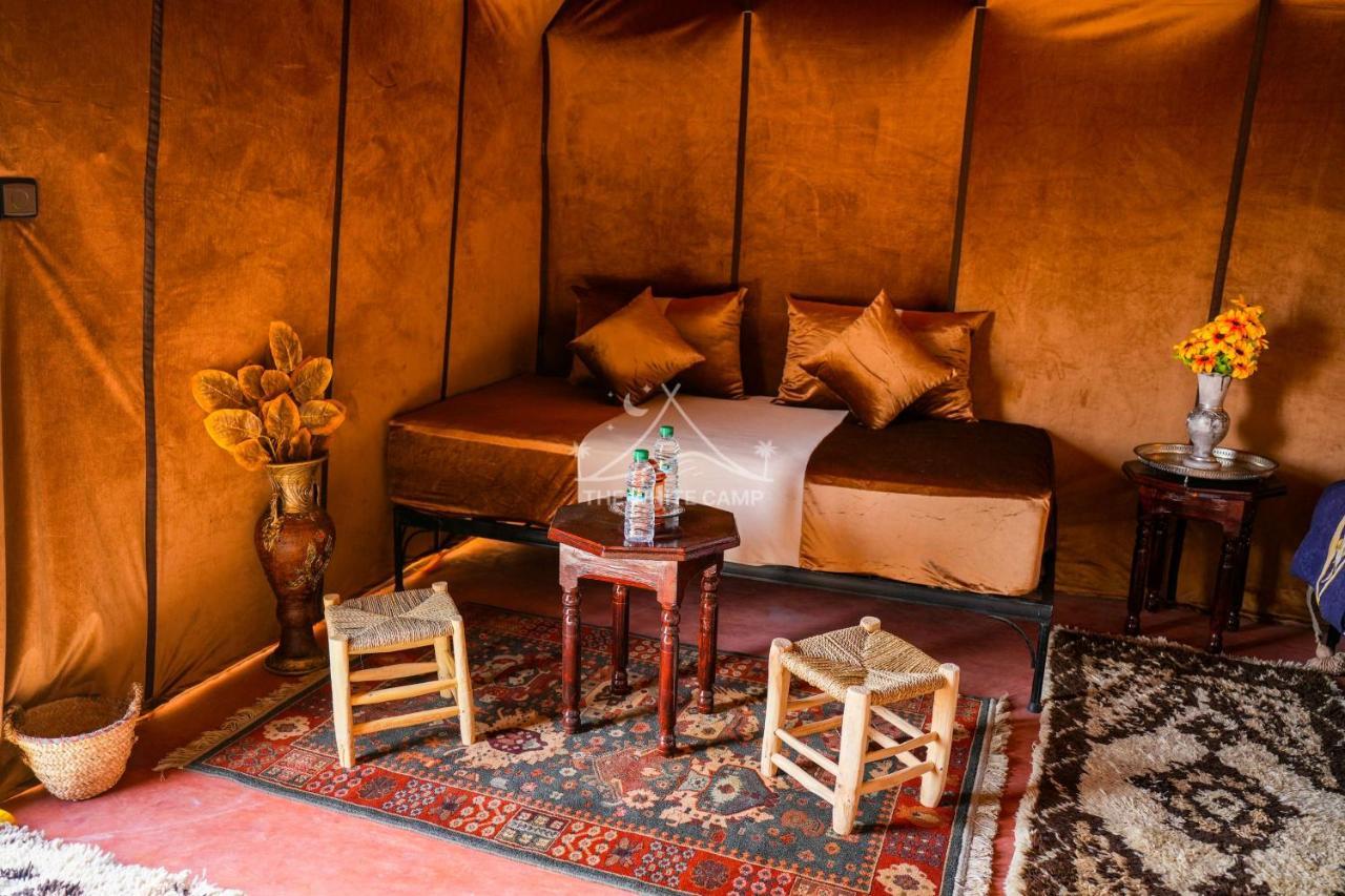 The White Camp - Your Merzouga Luxury Desert Camp & Erg Chebbi Dunes Camel Riding Экстерьер фото
