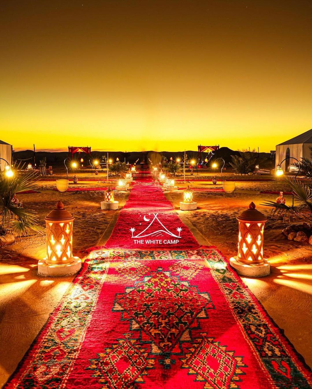 The White Camp - Your Merzouga Luxury Desert Camp & Erg Chebbi Dunes Camel Riding Экстерьер фото